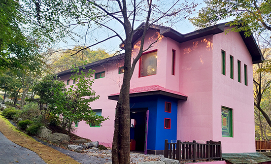 숲속작은도서..